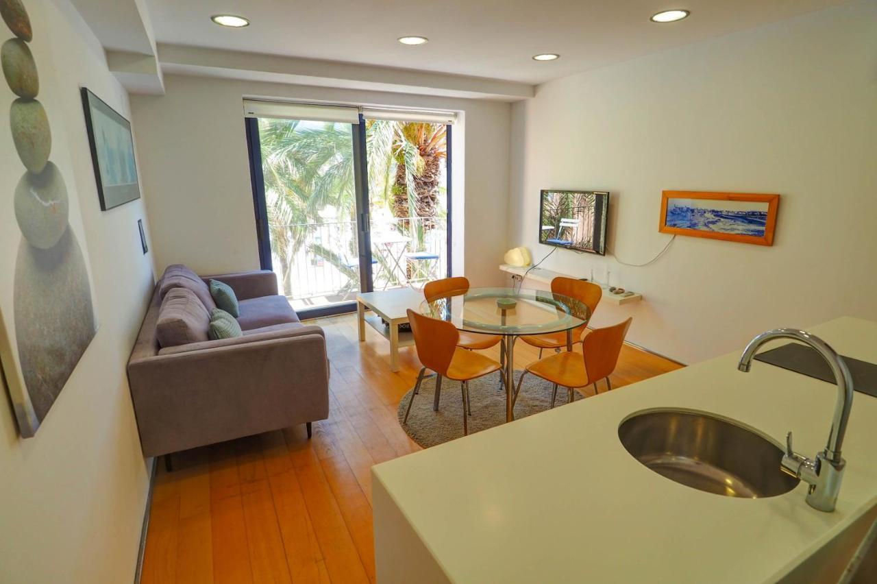 Port Alegre Attic By Hello Homes シッチェス エクステリア 写真