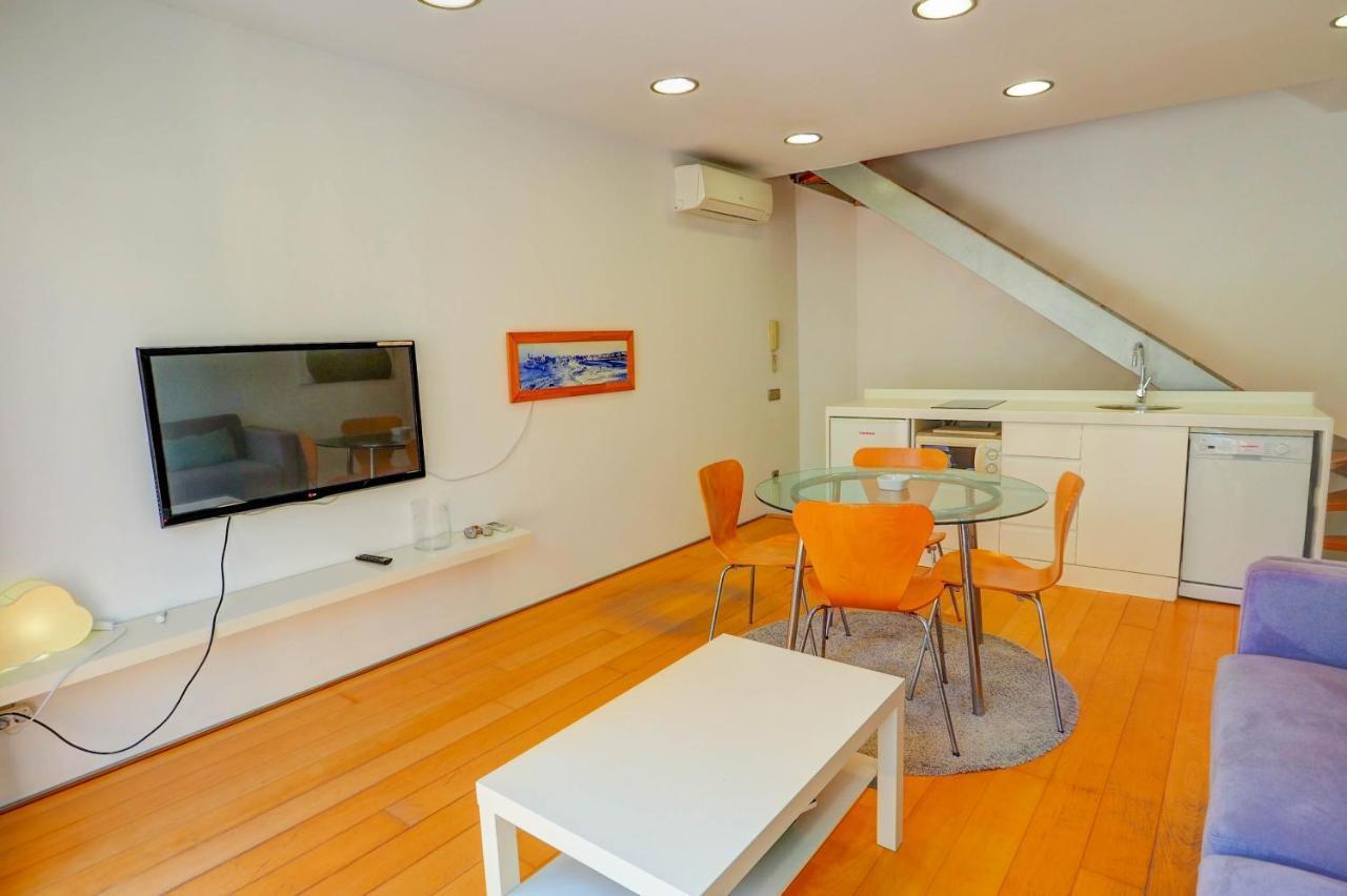 Port Alegre Attic By Hello Homes シッチェス エクステリア 写真
